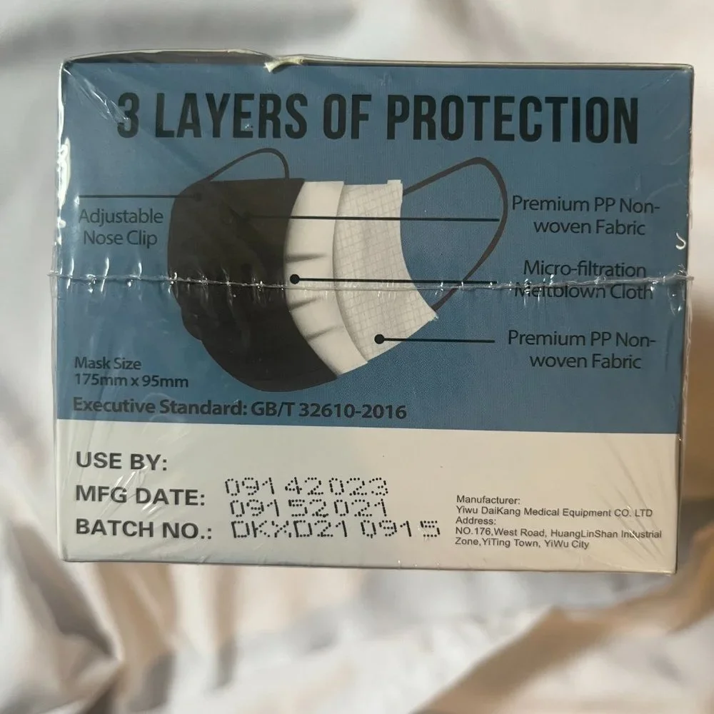 Salon World Safety Disposable Face Mask Black - Box of 50